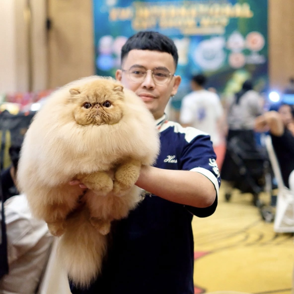 JCH. Dark Diamond Legend Leon